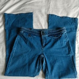 NY & Co High Waisted Flare Jeans 👖